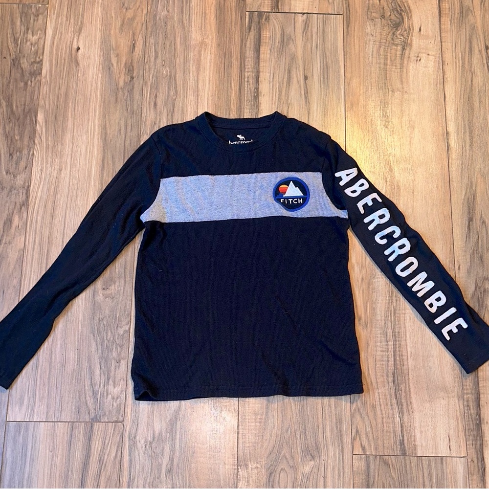 Long sleeve Abercrombie & Fitch shirt
